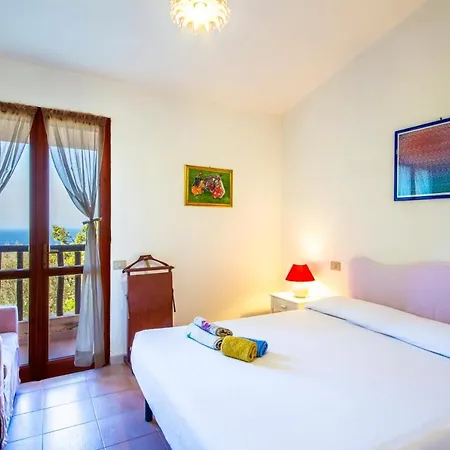 Villa Near The Beach, 2parking, Bbq, Wifi, Air Conditioning *
