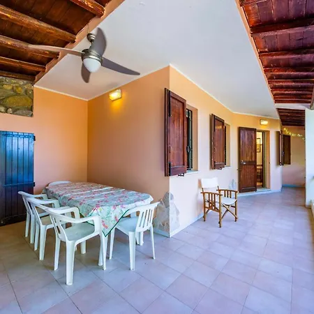 Near The Beach, 2parking, Bbq, Wifi, Air Conditioning * Torre delle Stelle