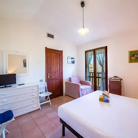 Villa Near The Beach, 2parking, Bbq, Wifi, Air Conditioning *